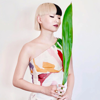 Hongkong Feng Shui Meisterin Thierry Chow Foto Hong Kong Tourism Board.jpg